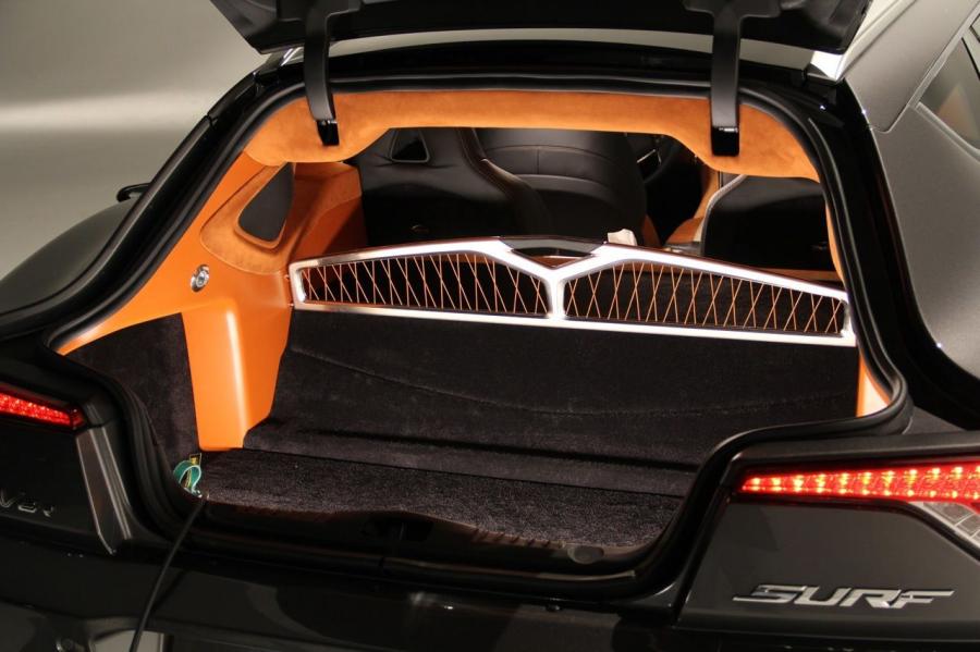 Багажник Fisker Karma Surf Shooting Brake 2011 года  (фото 14 из 60)